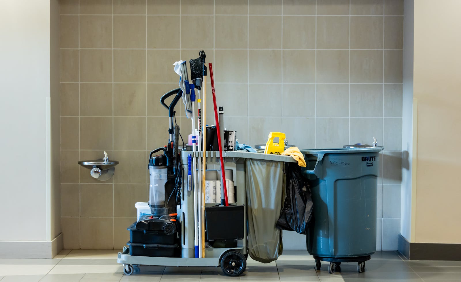 Grundreinigung in Heilbronn mit professionellem Reinigungsequipment